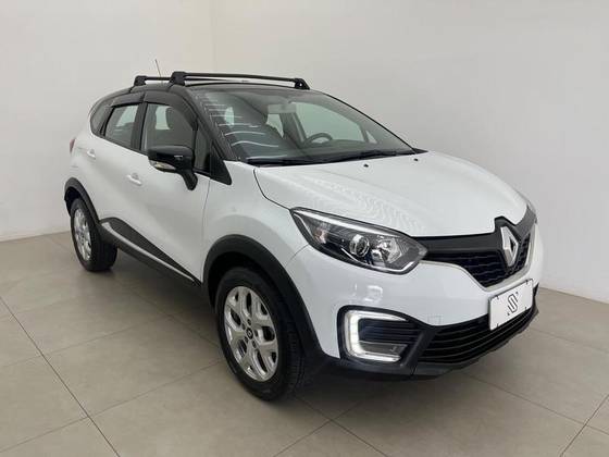 RENAULT CAPTUR 1.6 16V SCE FLEX LIFE X-TRONIC RENAULT CAPTUR 1.6 16V SCE FLEX LIFE X-TRONIC